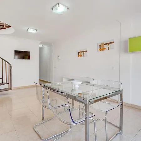 Daire Pleasant Duplex San Juan With 2 Bedrooms *