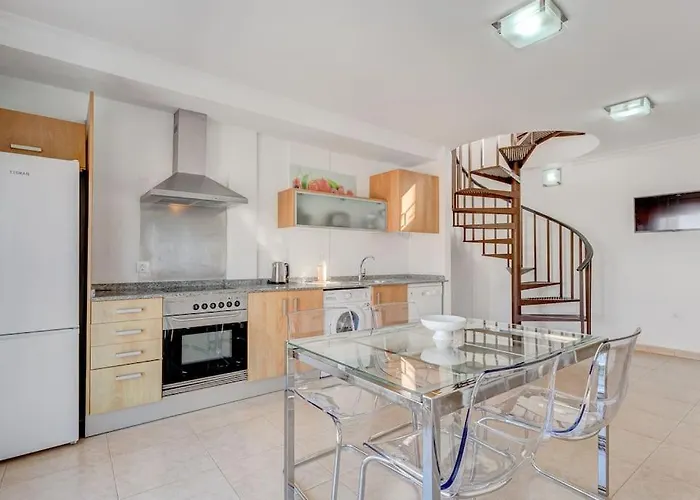 Pleasant Duplex San Juan With 2 Bedrooms 公寓