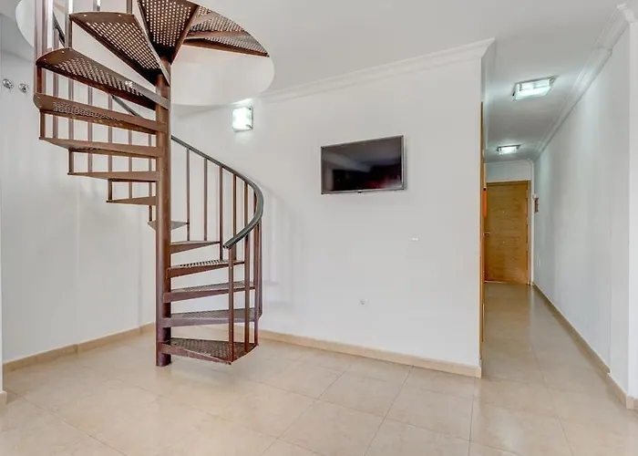 Pleasant Duplex San Juan With 2 Bedrooms * 吉亚德索拉